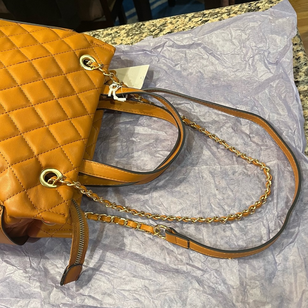 NWT Alyssa 100% Gold HW Brown Vegan Leather Tote! - Picture 3 of 9